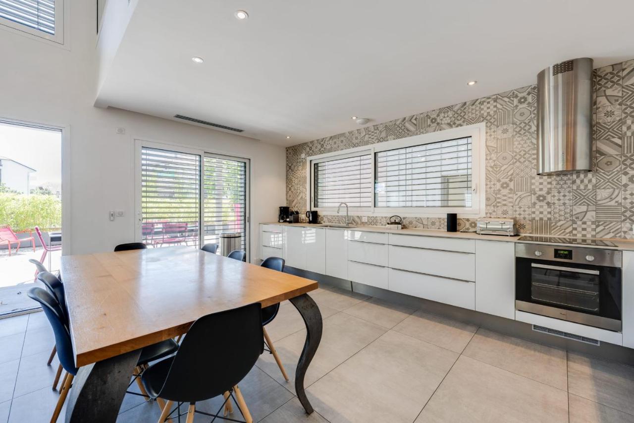 Le Kube - Appartements De Prestige Au Centre D'Annecy Dış mekan fotoğraf