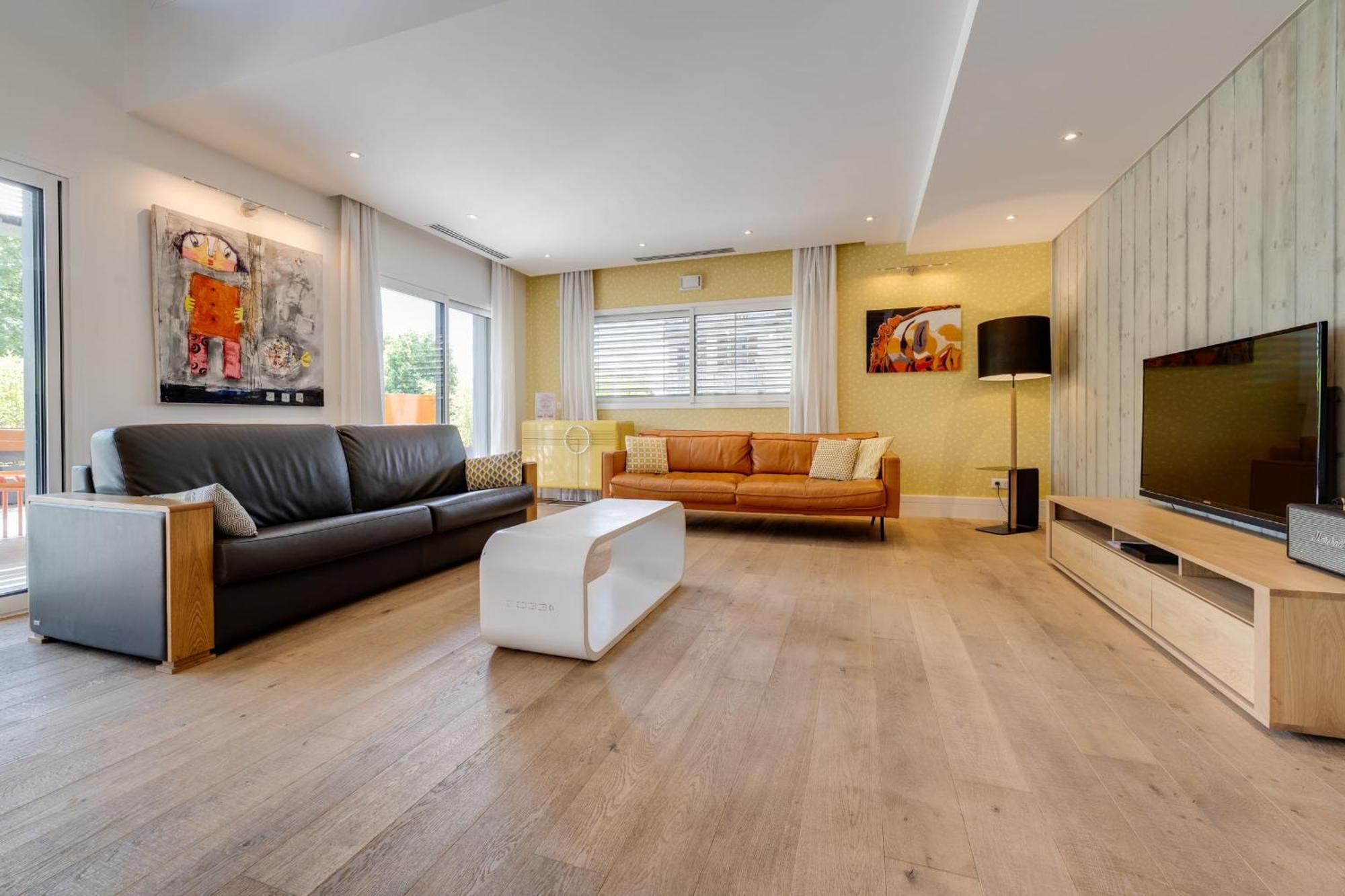 Le Kube - Appartements De Prestige Au Centre D'Annecy Dış mekan fotoğraf